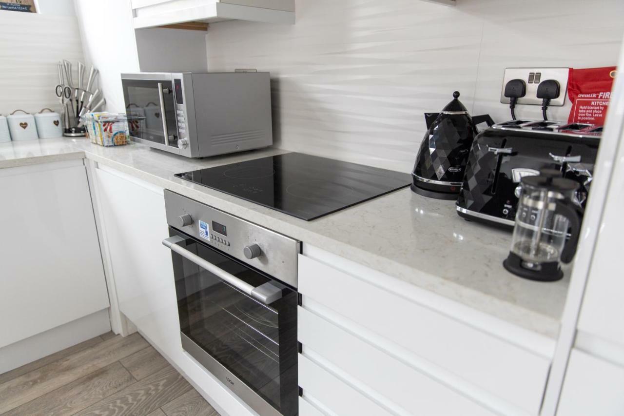 London Northwick Park Serviced Apartments By Riis Property Harrow Exterior foto
