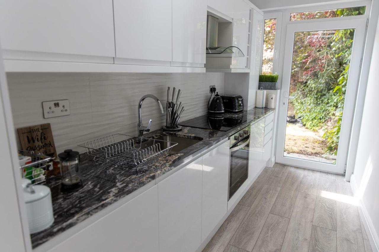 London Northwick Park Serviced Apartments By Riis Property Harrow Exterior foto