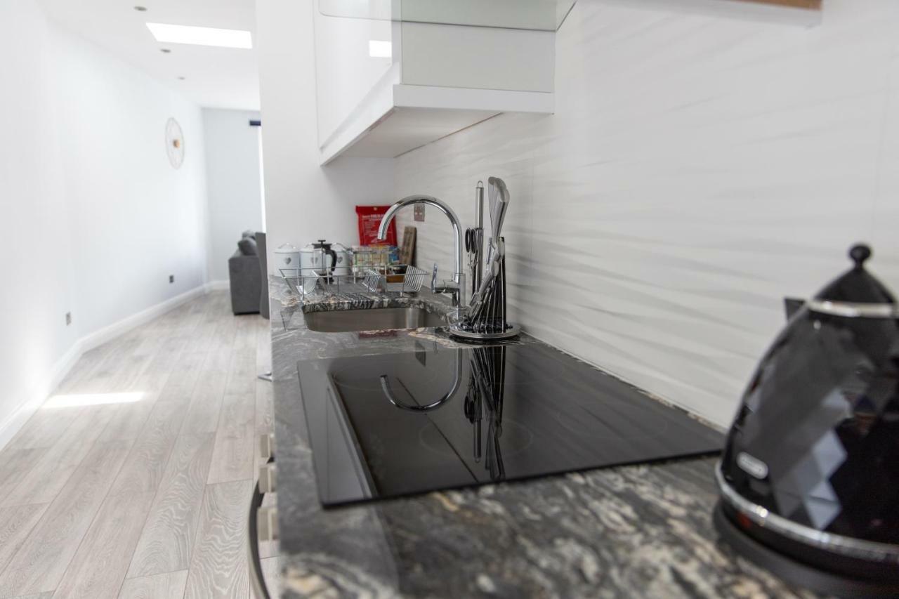 London Northwick Park Serviced Apartments By Riis Property Harrow Exterior foto